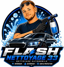 Logo Flash Nettoyage 33 : laveur auto avec pulvérisateur devant une berline